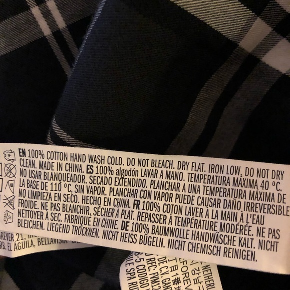 ❤️Forever 21 Button up - Picture 4 of 5